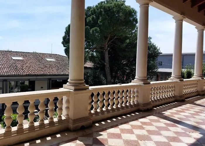 La Loggia Apartment